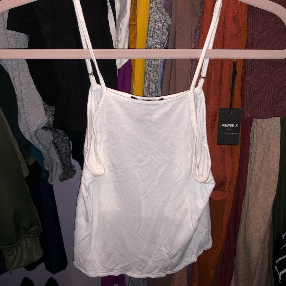 5/$25 | Loose White Tank Top